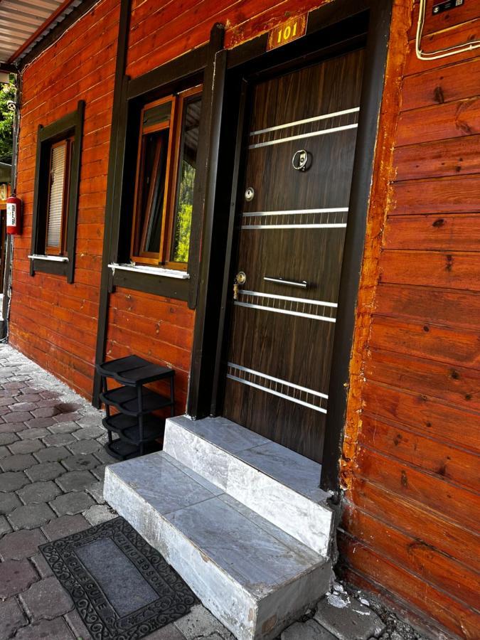 Апарт отель Maneviga Cafe & Apart Узунгель Экстерьер фото
